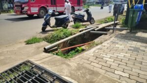 അപകടക്കെണിയൊരുക്കി പട്ടാമ്പിയിലെ  അഴുക്കുചാലുകൾ.